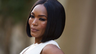 Angela Bassett to play a hip mom on <i>Master Of None</i>